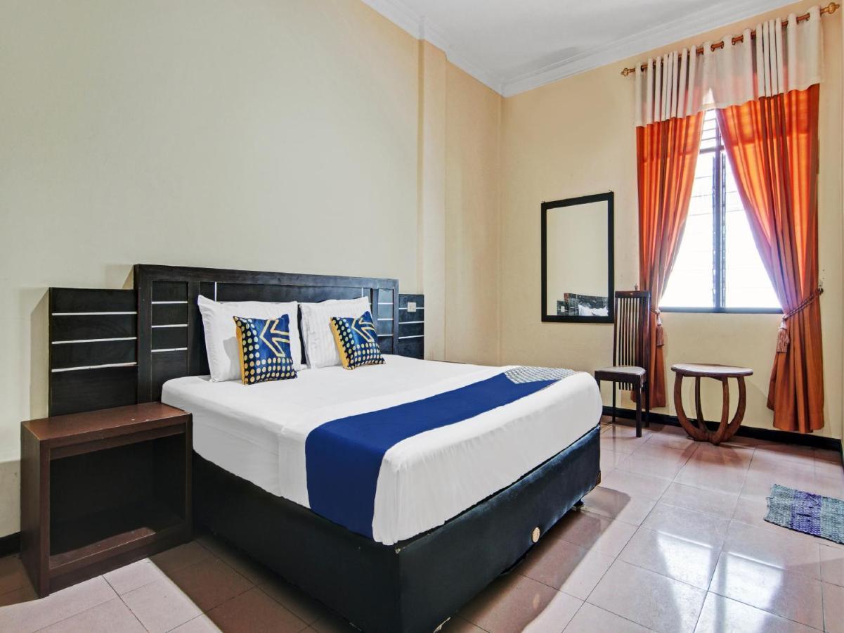 Hotel Spot On 90418 Akasia Syariah 2*